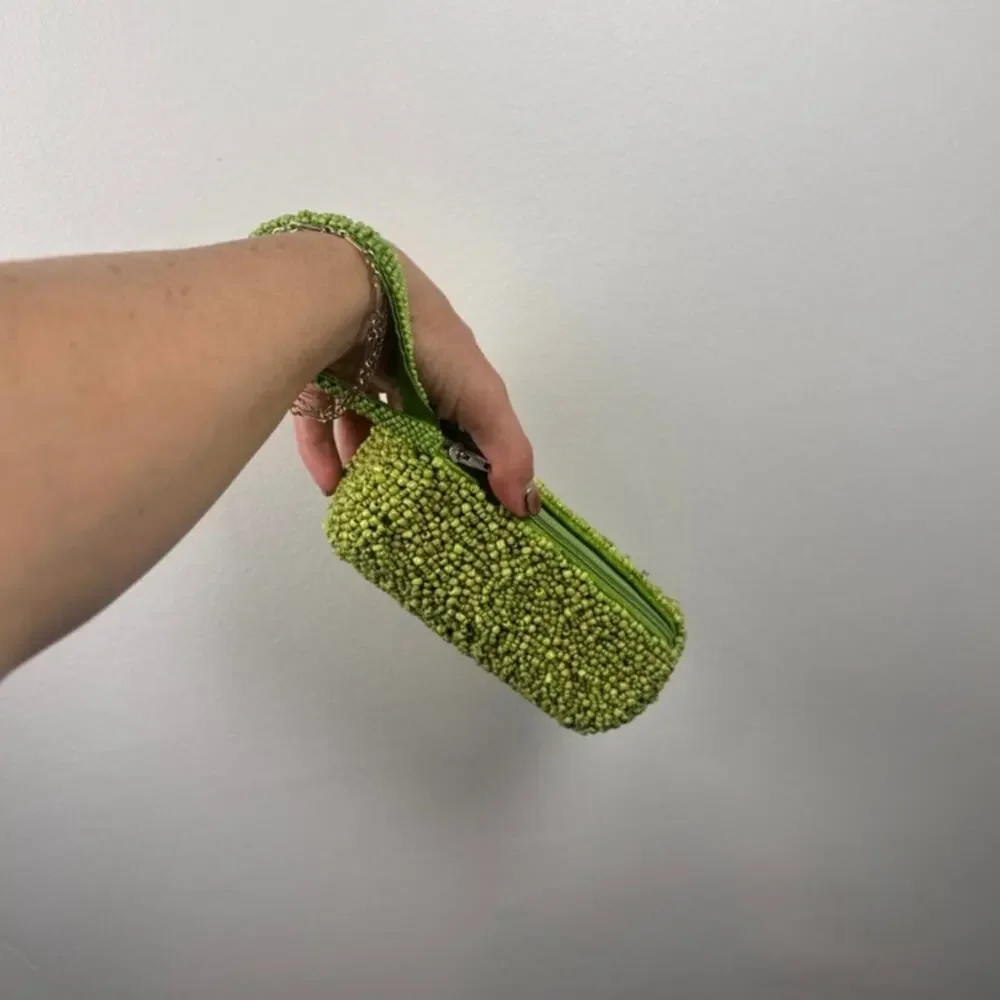 Vintage Handmade Retro Y2K Green Seed Bead Wristlet Clutch - OS